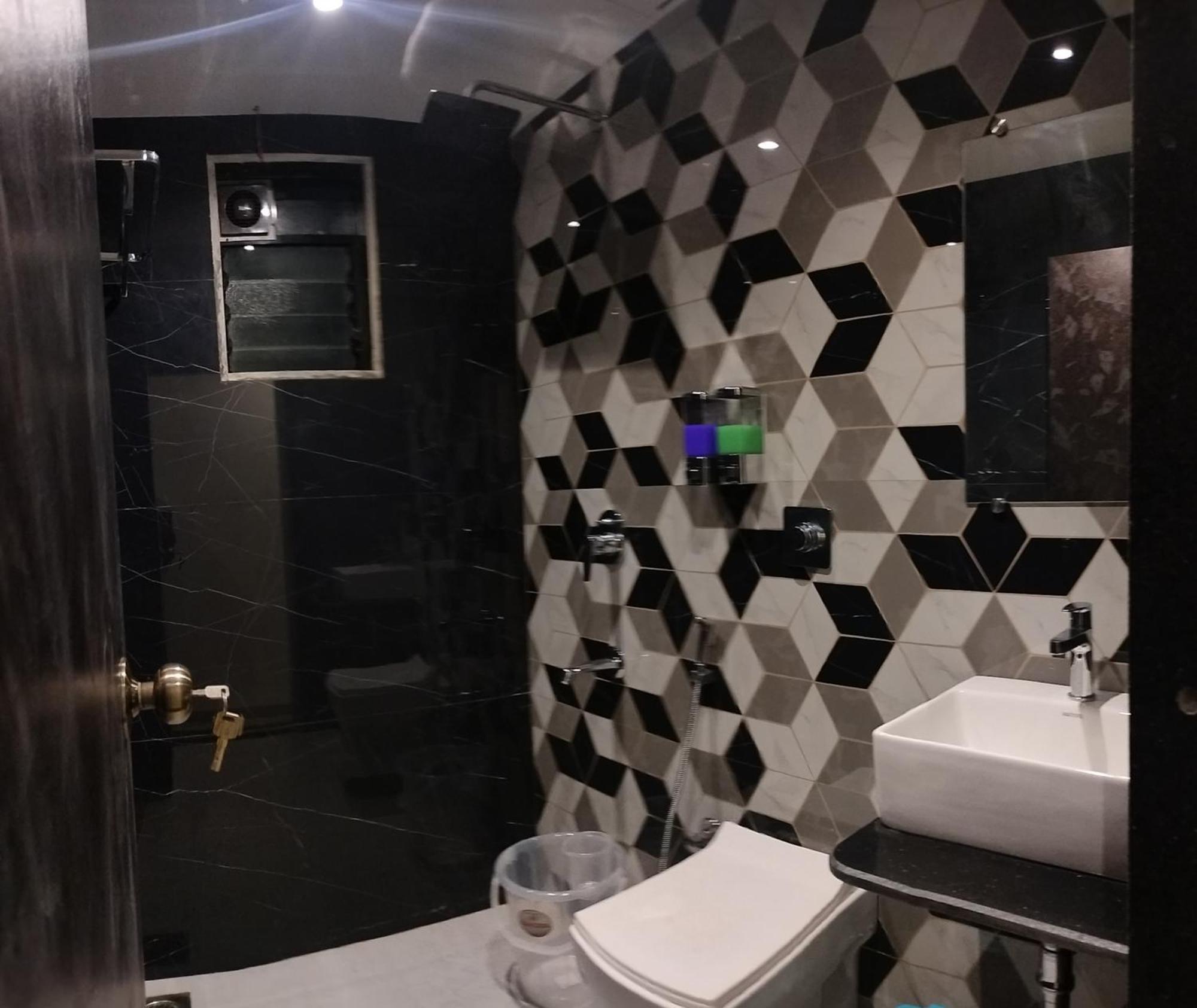 Hotel Lancaster 3*
